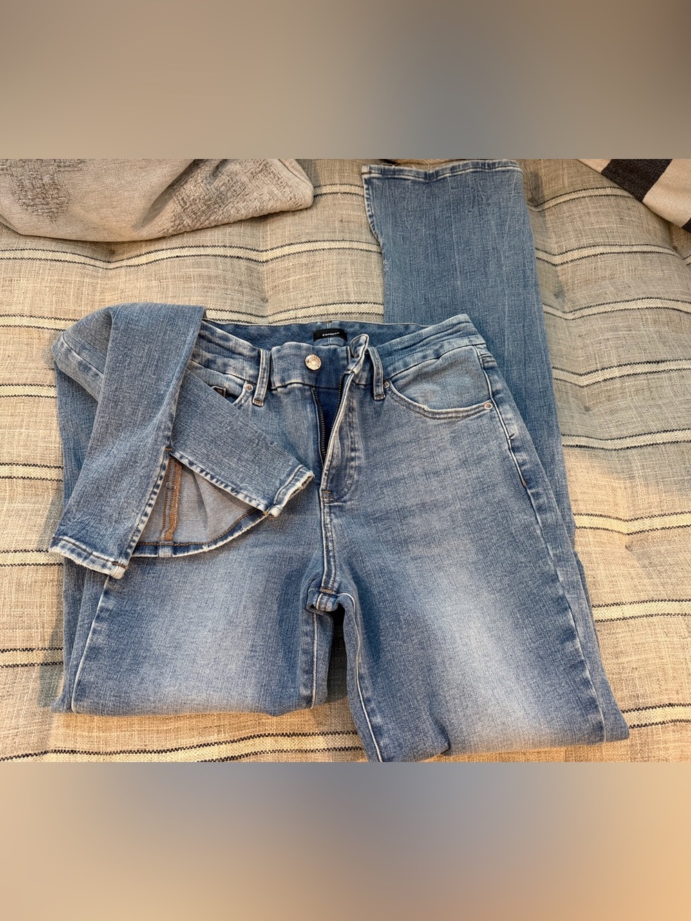 Express High-Rise Light Blue Women's Jeans